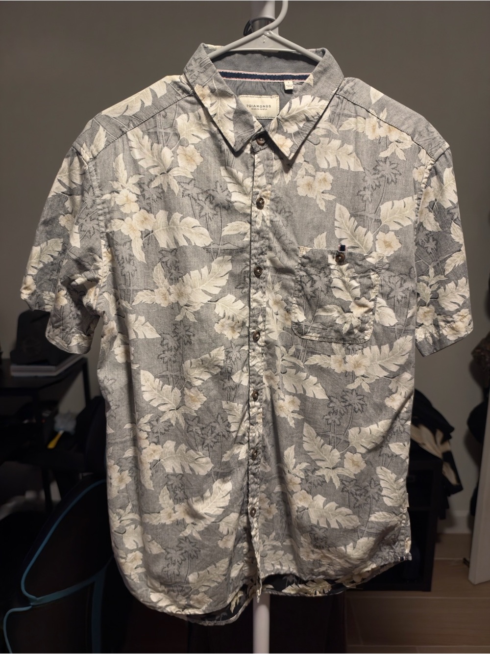 7 Diamonds Short-Sleeve Floral Button-Down Shirt - Gray & White